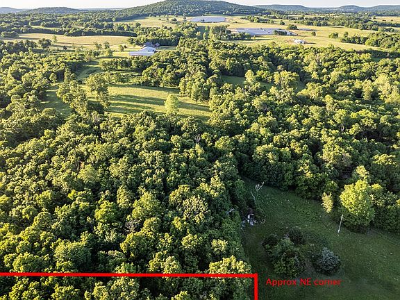 4th image of 933 Dee Smith Rd