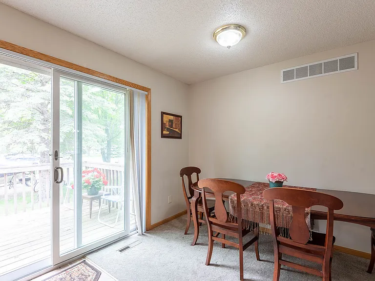 1613 Sharon Dr — Photo 8