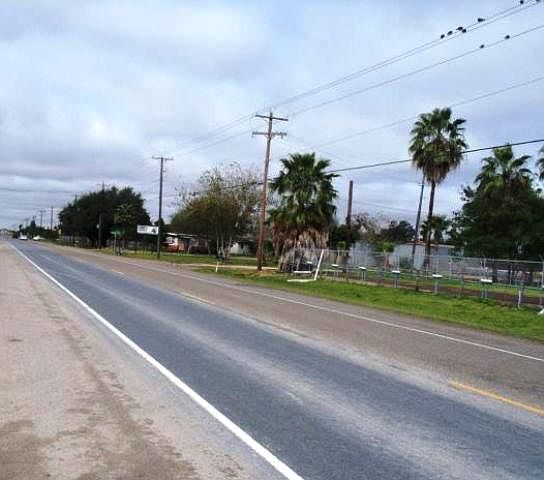 2nd image of 902 E Monte Cristo Rd