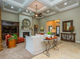 2138 E Kings Court Way, Fresno, CA