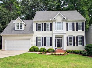 2310 Watersglen Dr, Apex, NC 27502