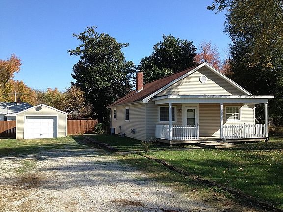 2nd image of 111 W Phelps Dr