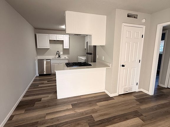 3rd image of 501-507 W Spruce St #503