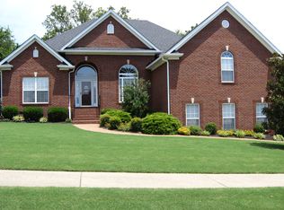 1050 Willow Park Cir, Hendersonville, TN 37075