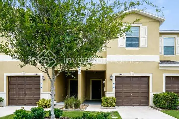 2248 Golden Falcon Dr Ruskin, FL 33570 — Photo 1