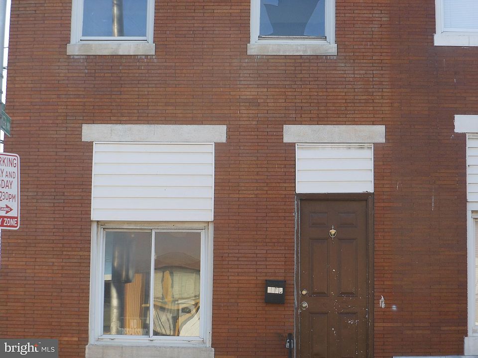 2nd image of 3019 E Monument St