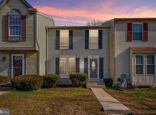 8233 Appalachian Dr, Pasadena, MD 21122