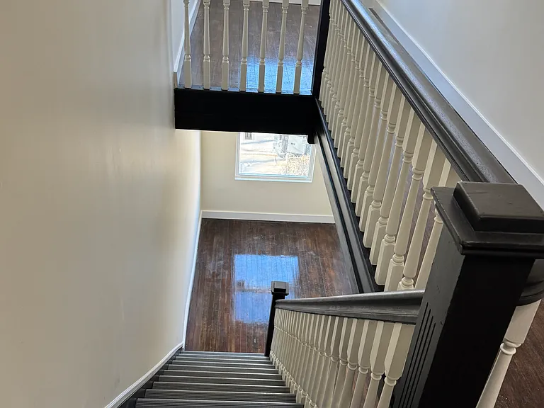 18 Enfield St #2S — Photo 19