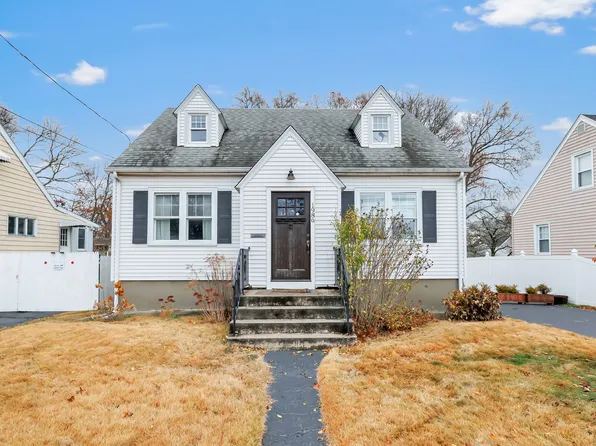 1986 Broadbridge Avenue, Stratford, CT 06614