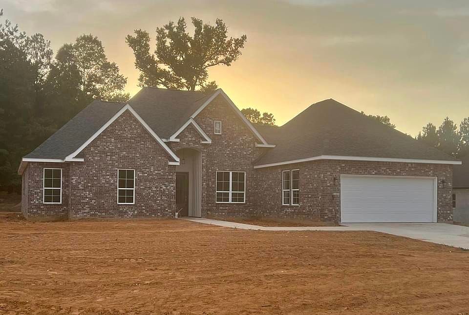 1st image of 155 Tracey Dr