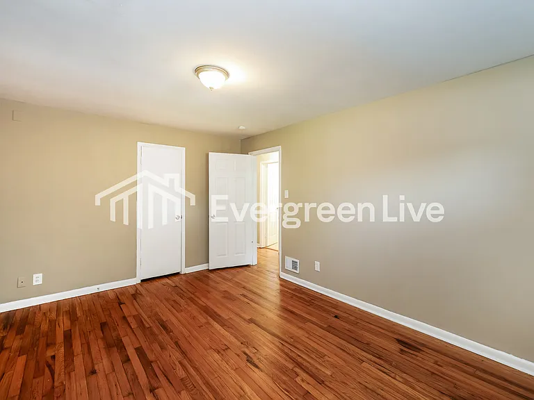 7340 Hopeful Rd — Photo 12