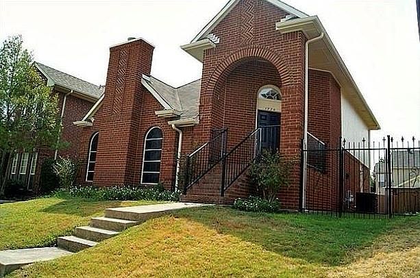 1st image of 1774 Circle Creek Dr