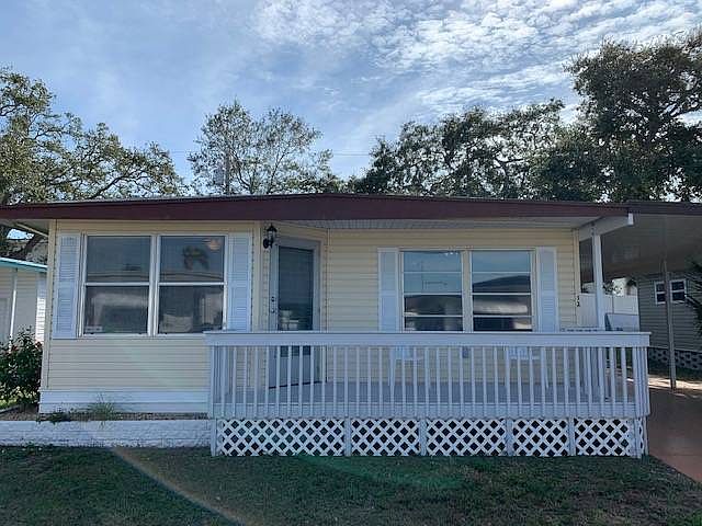 1st image of 12 Beechwood Ln #12