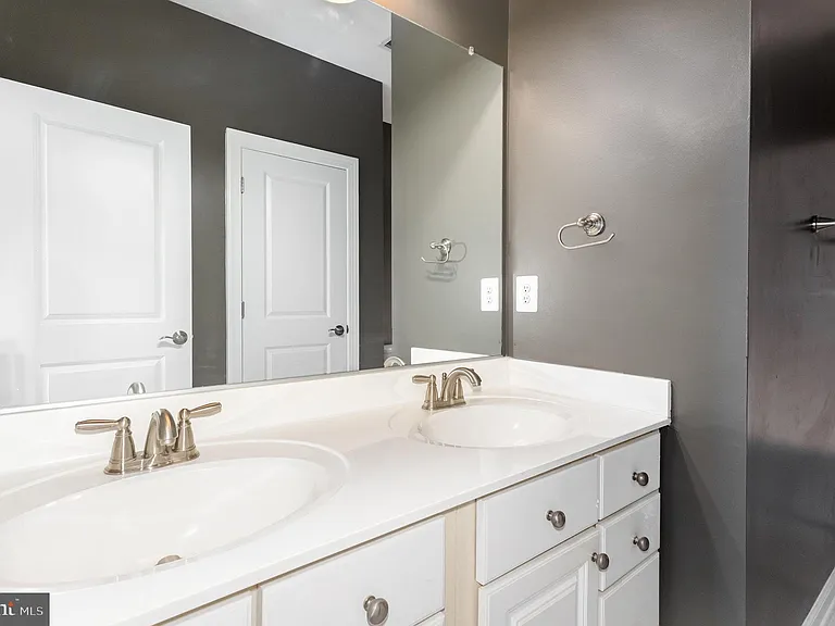 2114 Jellico Ct — Photo 22
