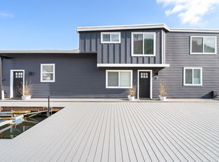 23548 NW Saint Helens Rd, Portland, OR 97231