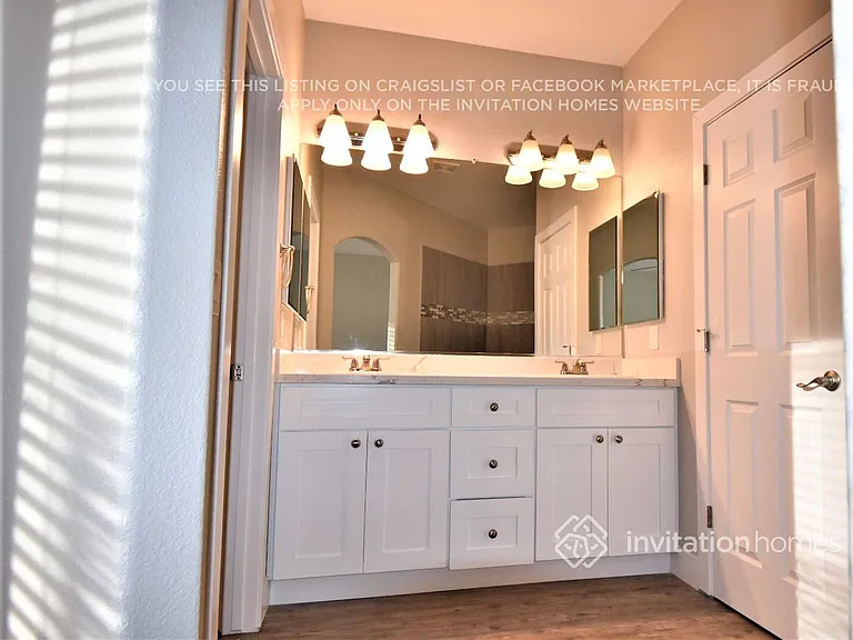 8121 Indigo Gully Ct — Photo 24