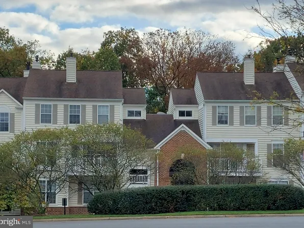 46893 Eaton Ter Unit 300, Sterling, VA 20164