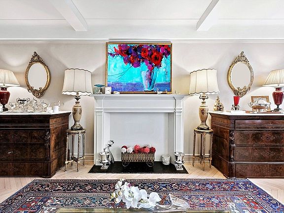 4th image of 168 E 74th St #5-A