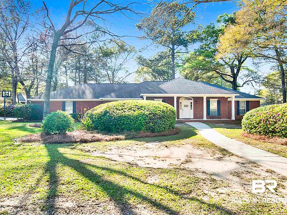 3rd image of 31033 Wakefield Dr