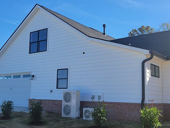 5th image of 125 Wilshaw Ct