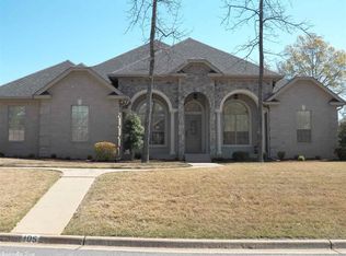 105 Scenic Valley Loop, Maumelle, AR 72113