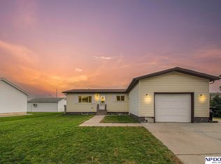 3415 26th St, Columbus, NE 68601