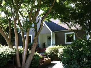 4511 NE 38th St, Seattle, WA 98105