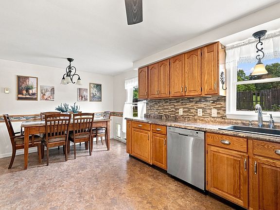 5th image of 55 Southampton Rd