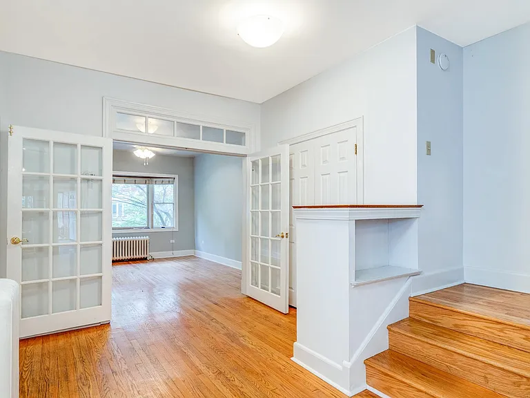 1016 Garnett Pl — Photo 4