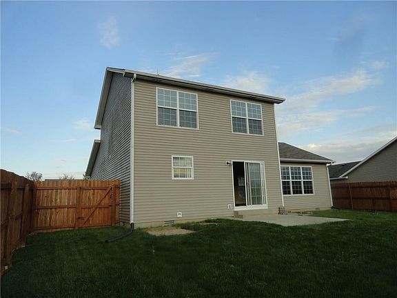 5th image of 1128 Mockingbird Ln