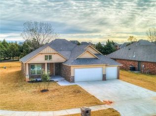 1408 N Vicksburg Ter, Mustang, OK 73064