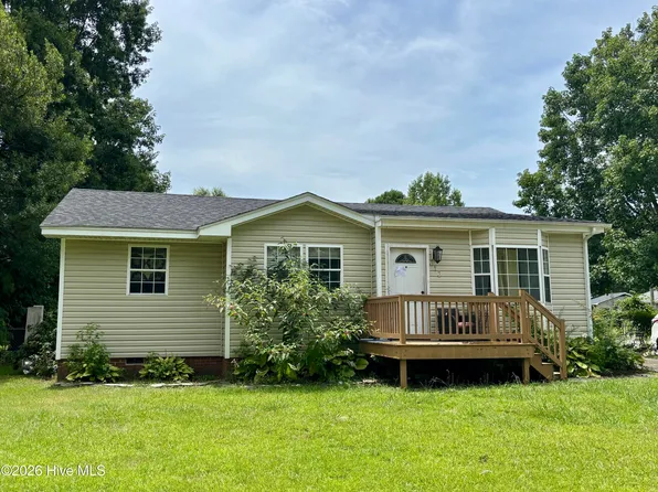 313 Woodhaven Drive, Havelock, NC 28532