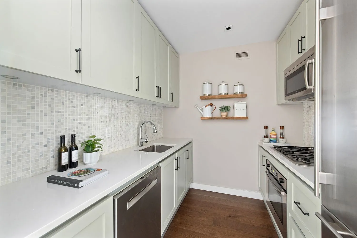 555 West 59th Street — Photo 4