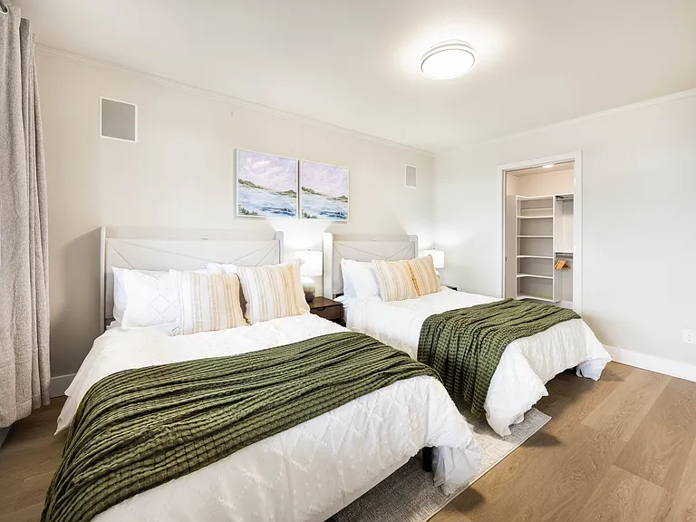 The master bedroom s designed for comfort and relaxation. it also includes a walk-in closet,useful and convient to place your belongings.