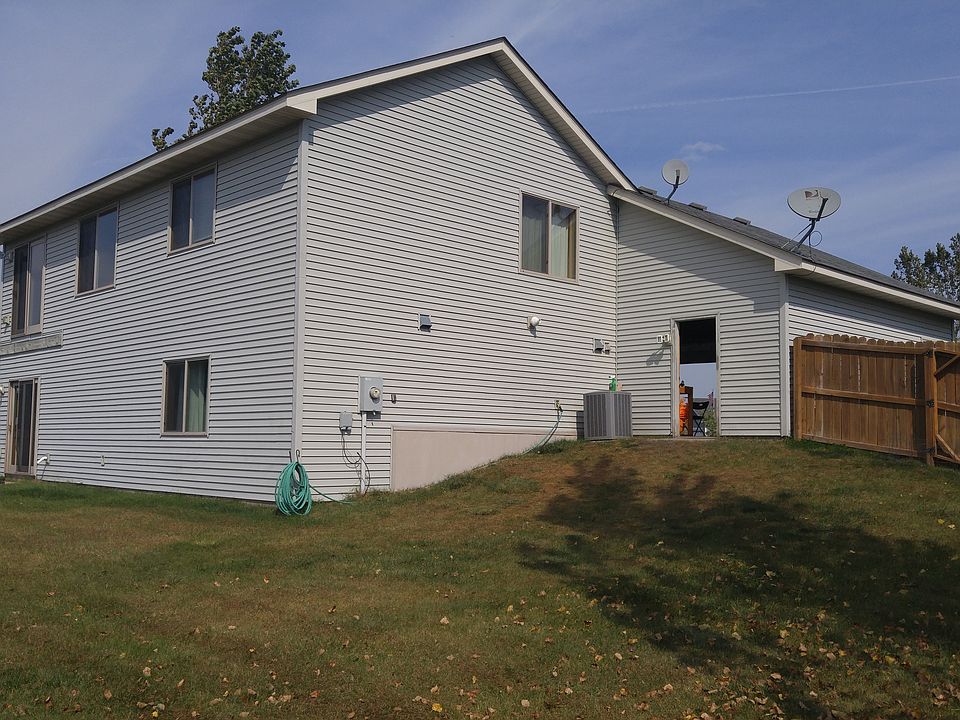 2nd image of 1217 Deer Haven Dr SE