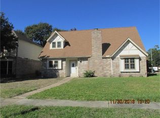 7002 Huntbrook Dr, Spring, TX 77379