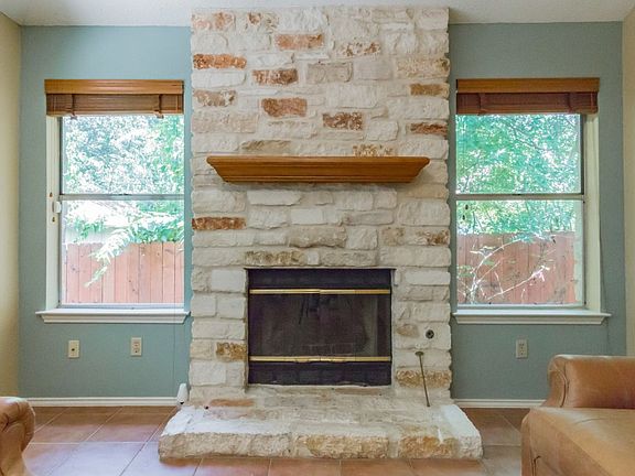 5th image of 17849 Park Valley Dr