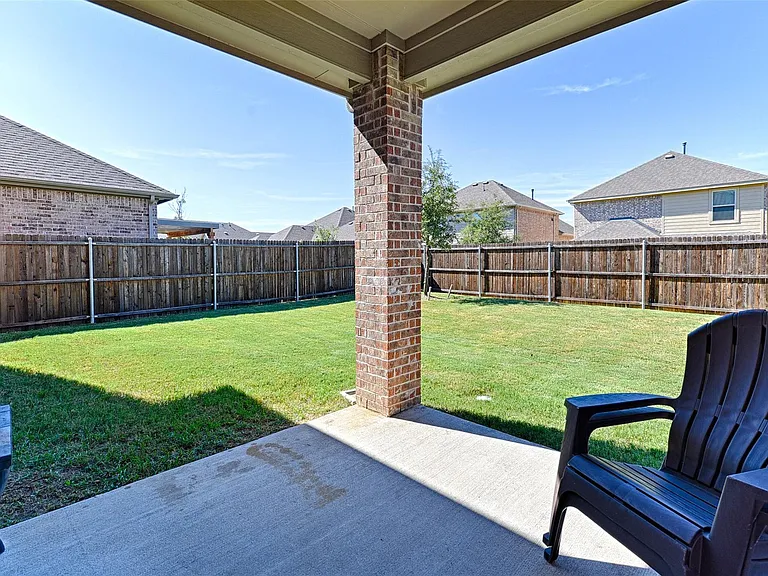 9900 Prairie Dog Ln — Photo 7