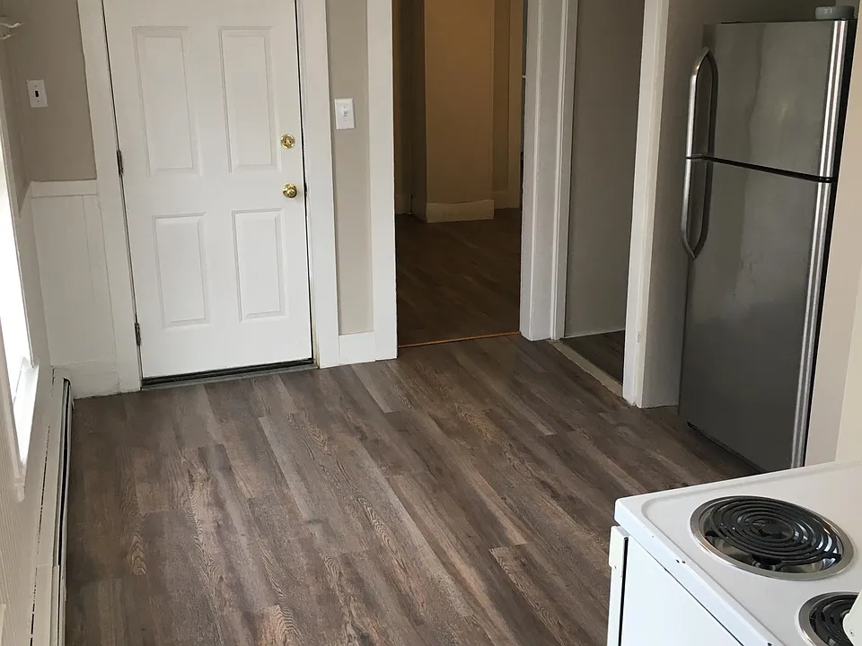 Eat in Kitchen