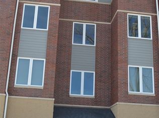 1092 Walnut Ave UNIT 318, Riverside, IA 52327
