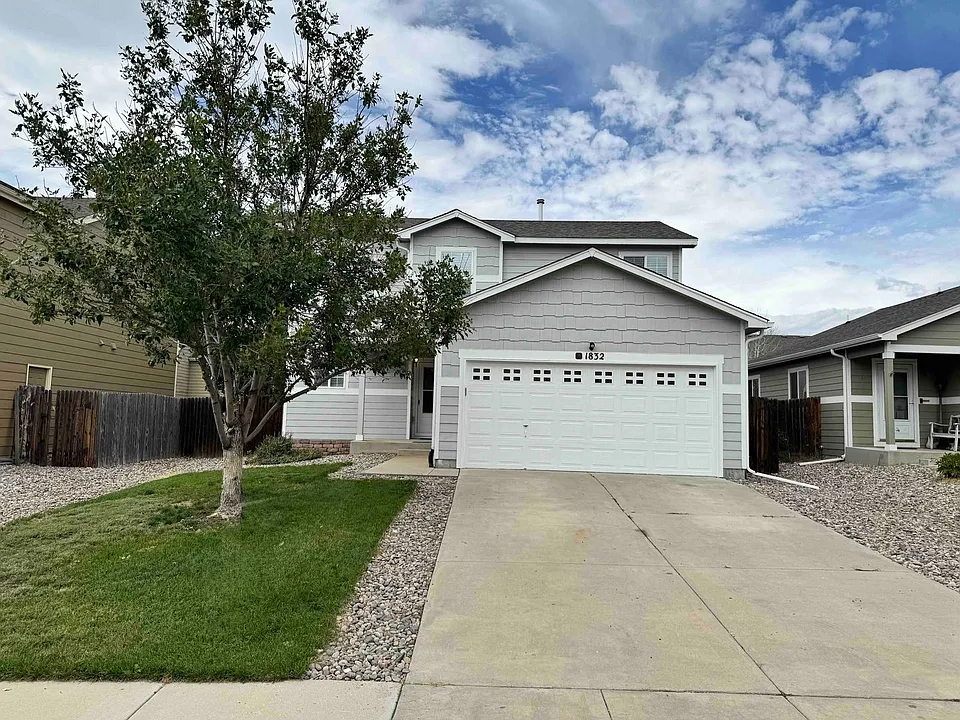 1832 Riverwalk Pkwy