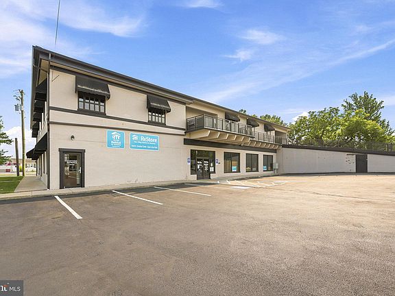 2nd image of 443 Millwood Ave #3
