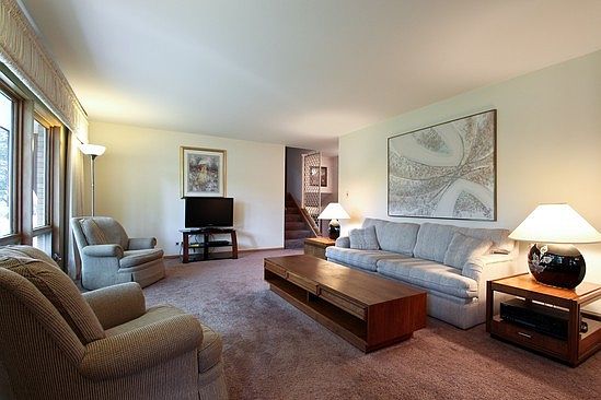 4th image of 6835 W Park Lane Dr