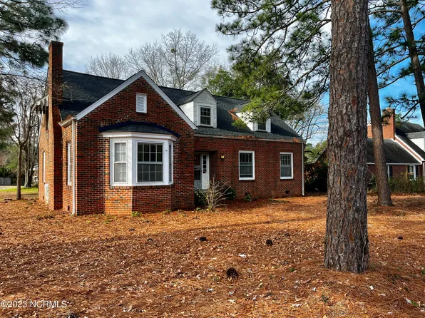 701 Hylan Avenue, Hamlet, NC 28345