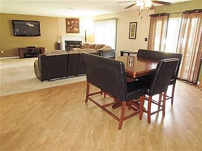 Breakfast Area/Room.