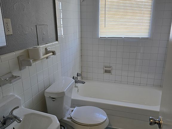5th image of 1807 Caddo St #C
