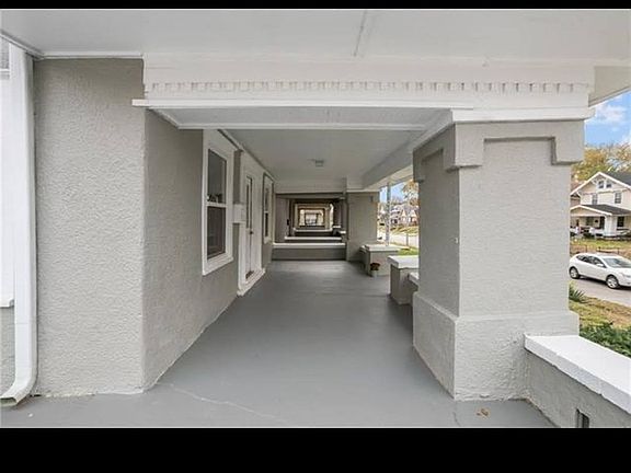 3rd image of 4001 Bellefontaine Ave
