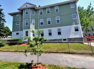 3 Clarendon St #2, Worcester, MA 01604