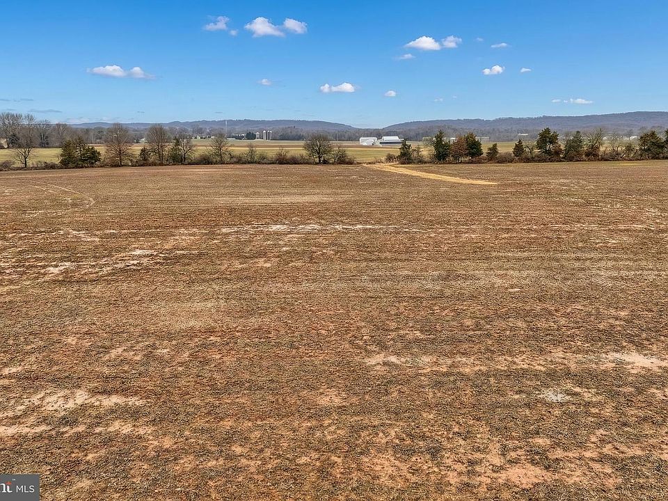 1st image of 4275 W Canal Rd