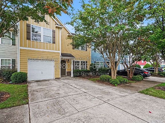 3rd image of 4613 Tradd Cir